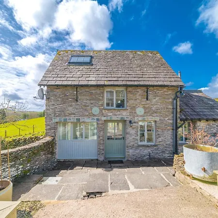 Vicarage Barn * Ings (Cumbria)